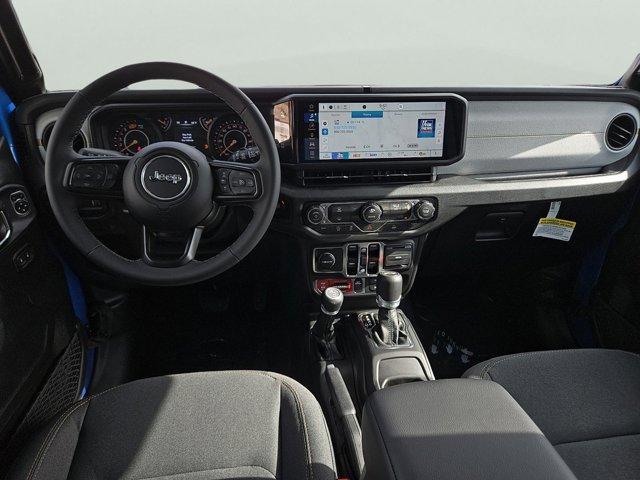 new 2025 Jeep Wrangler car, priced at $46,580