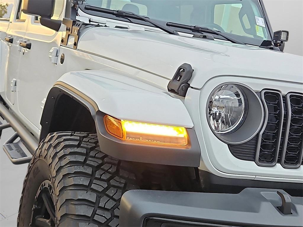 used 2025 Jeep Gladiator car, priced at $39,183