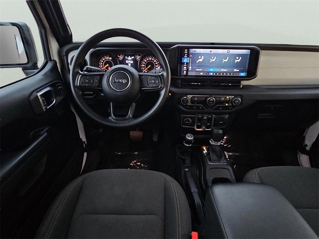 used 2025 Jeep Gladiator car, priced at $39,183