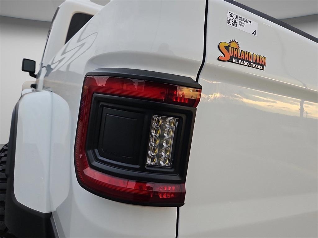 used 2025 Jeep Gladiator car, priced at $39,183