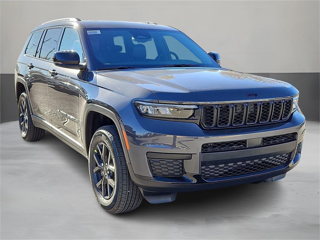 new 2025 Jeep Grand Cherokee L car, priced at $42,530