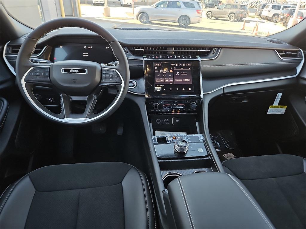 new 2025 Jeep Grand Cherokee L car, priced at $44,530