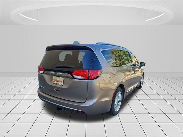 used 2017 Chrysler Pacifica car, priced at $13,997