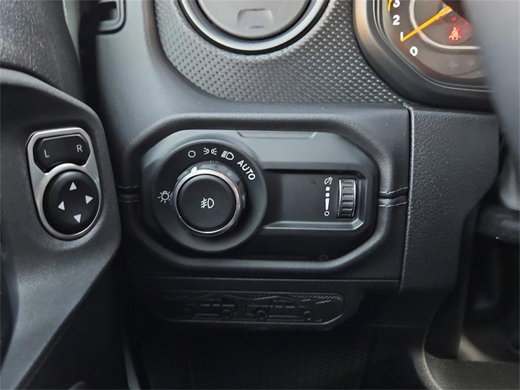 new 2025 Jeep Wrangler car, priced at $53,232