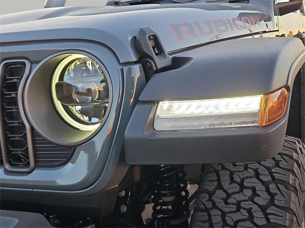 new 2025 Jeep Wrangler car, priced at $53,232