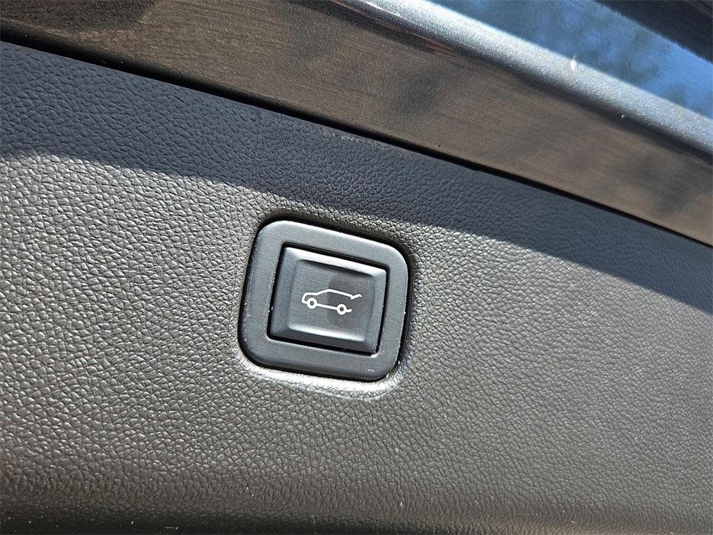 used 2022 Chevrolet Blazer car, priced at $25,856