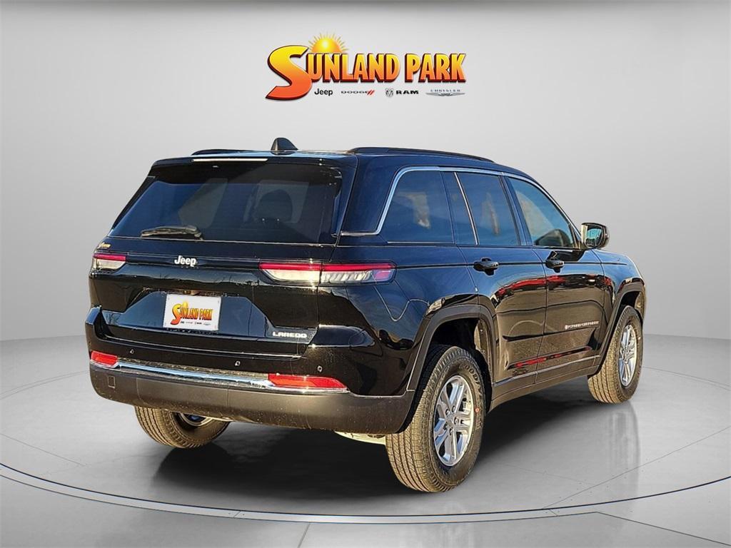 new 2025 Jeep Grand Cherokee car, priced at $37,981