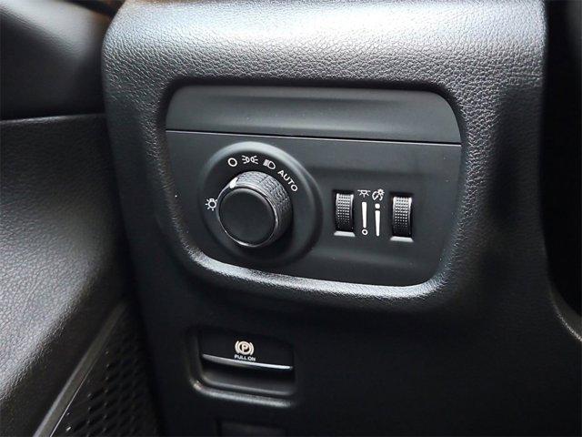 new 2025 Jeep Grand Cherokee car, priced at $37,481