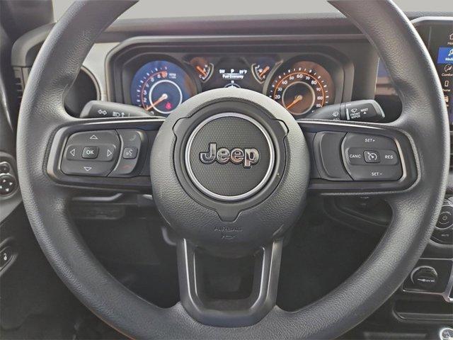 new 2025 Jeep Gladiator car, priced at $42,680