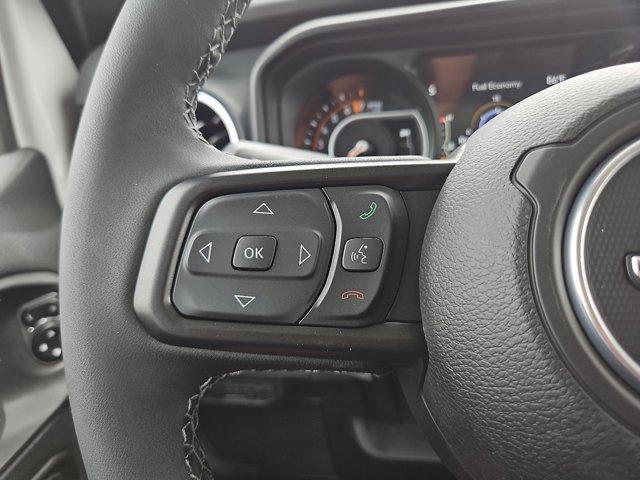 new 2025 Jeep Gladiator car, priced at $43,989