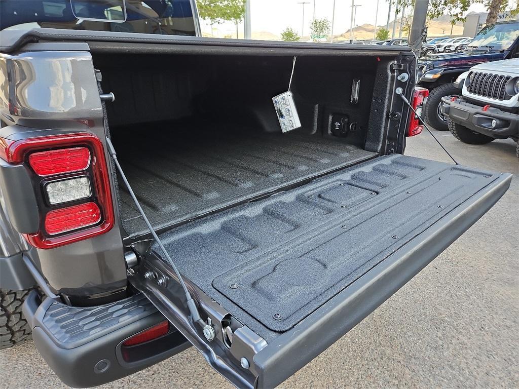 new 2024 Jeep Gladiator car, priced at $56,644