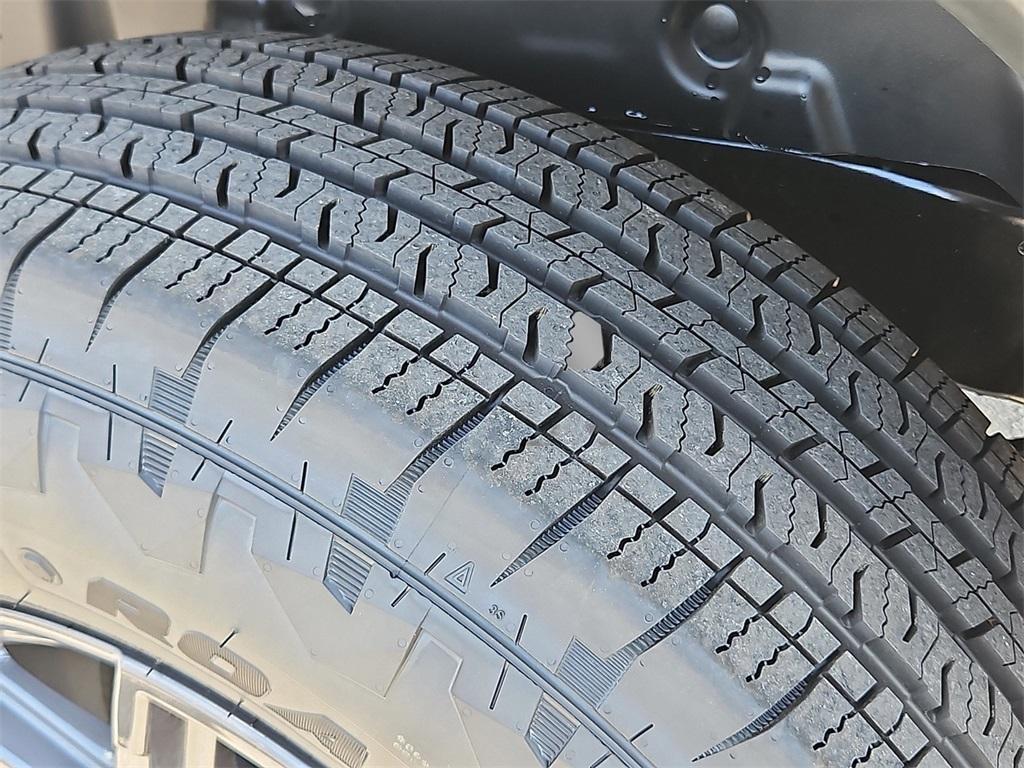 new 2025 Jeep Wrangler car, priced at $40,845