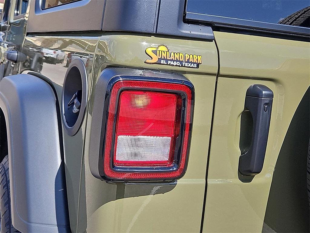 new 2025 Jeep Wrangler car, priced at $40,845