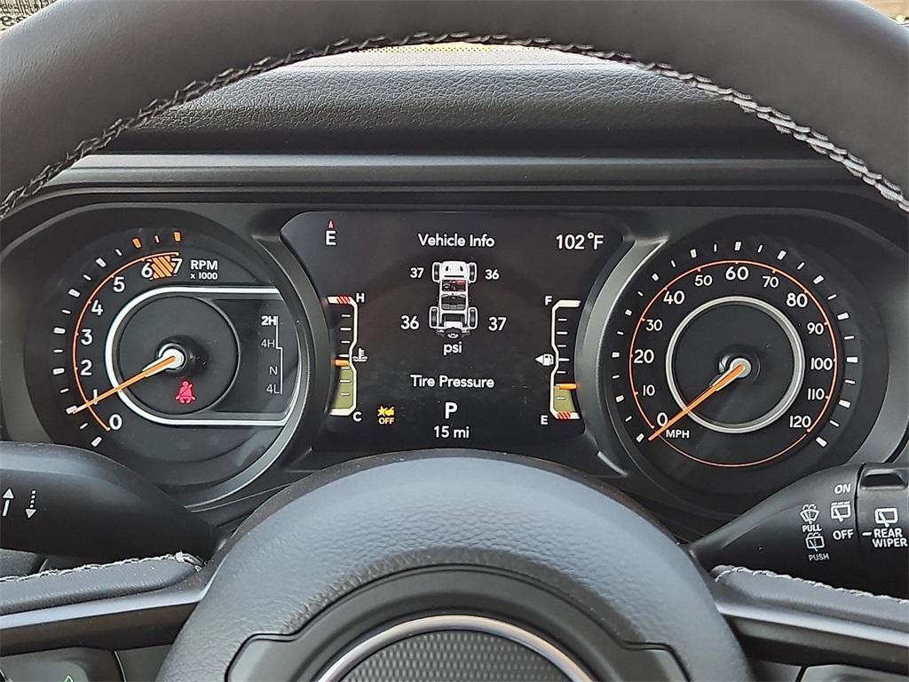 new 2025 Jeep Wrangler car, priced at $40,845