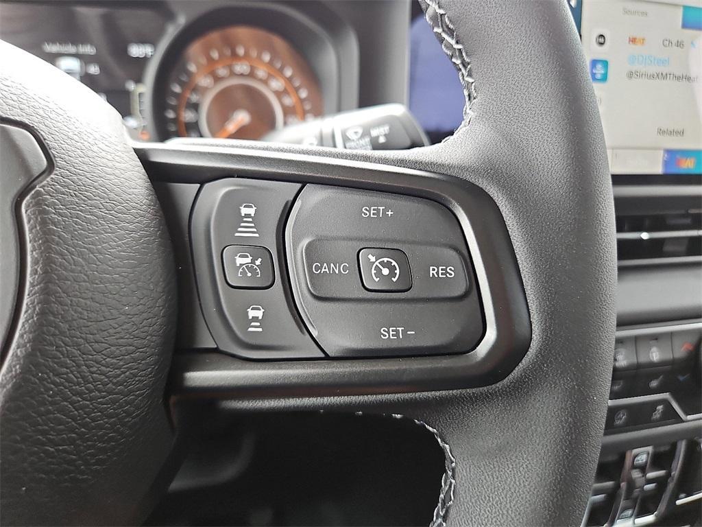 new 2025 Jeep Gladiator car, priced at $44,584