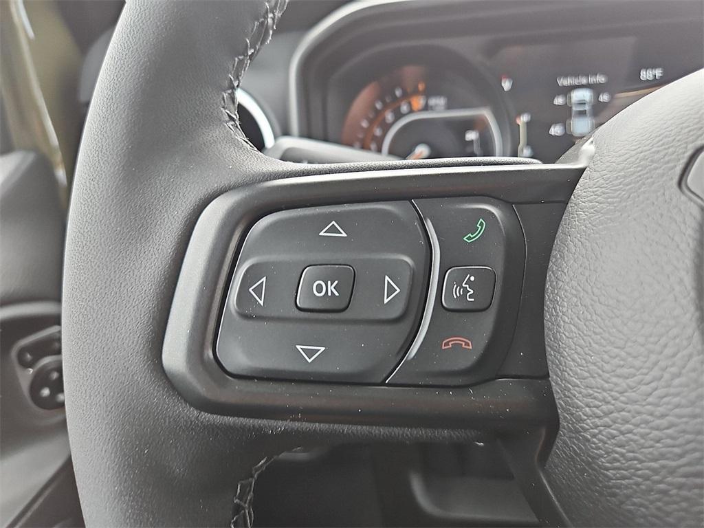 new 2025 Jeep Gladiator car, priced at $44,584