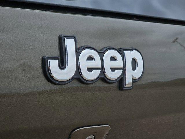 used 2016 Jeep Cherokee car, priced at $12,905