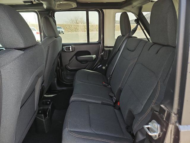 new 2025 Jeep Wrangler car, priced at $45,699