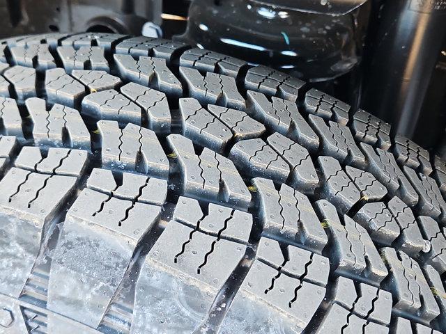 new 2025 Jeep Wrangler car, priced at $45,999