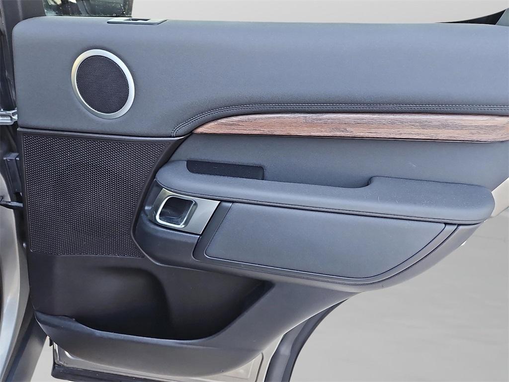 used 2017 Land Rover Discovery car, priced at $18,168