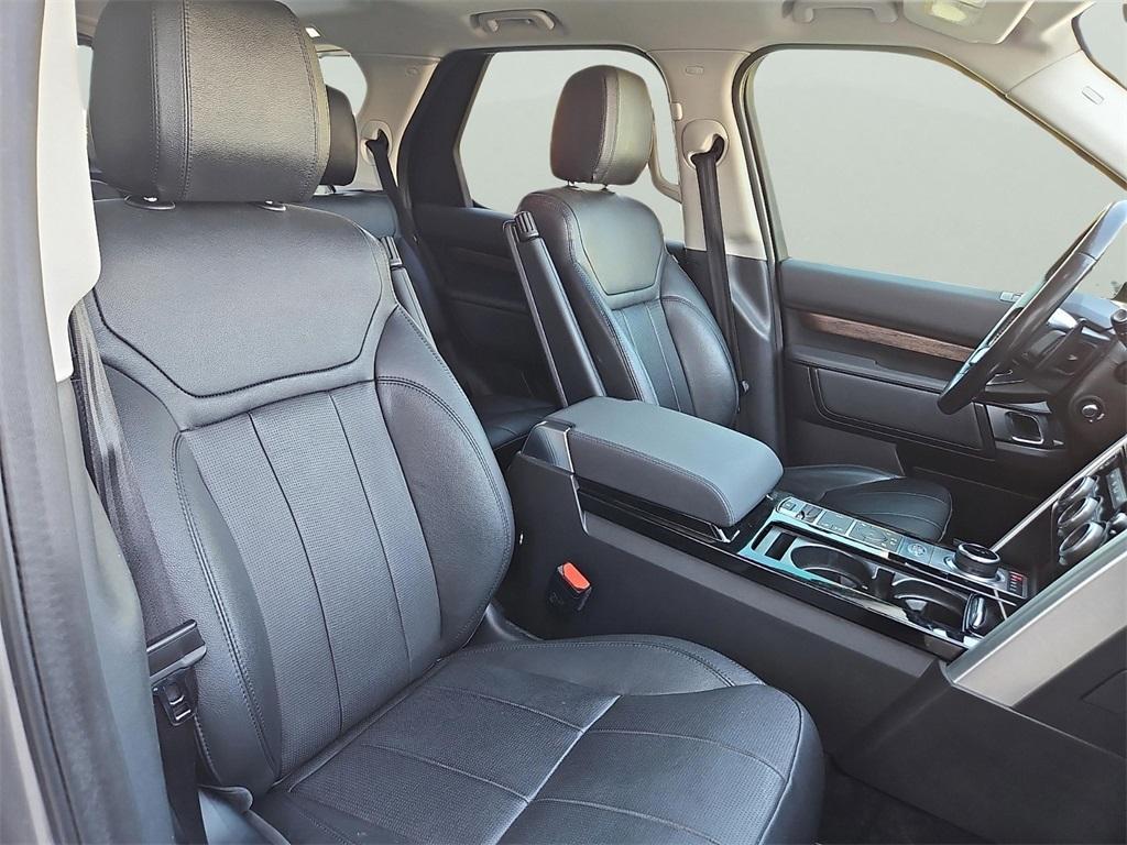 used 2017 Land Rover Discovery car, priced at $18,168