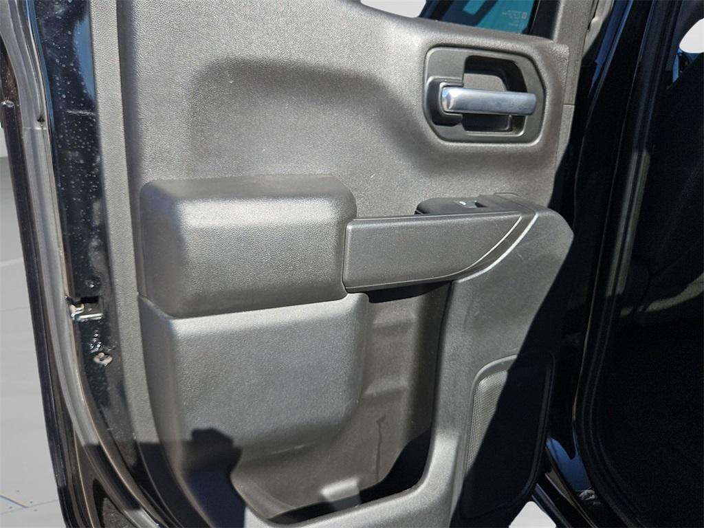 used 2019 Chevrolet Silverado 1500 car, priced at $26,817