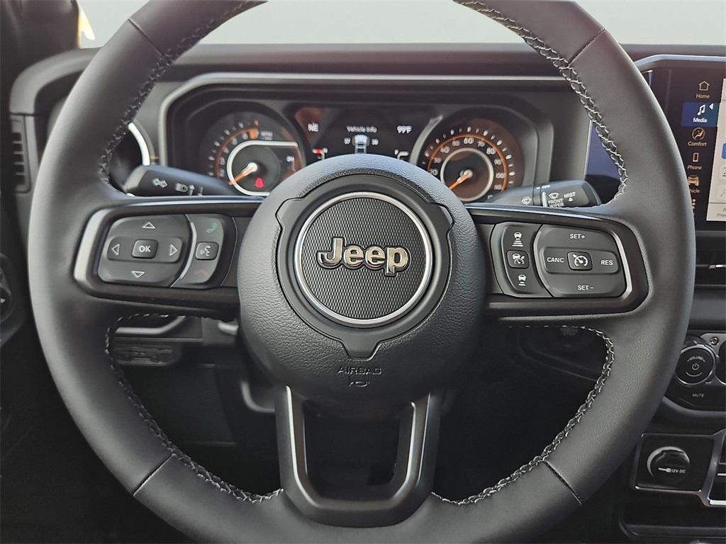 new 2025 Jeep Gladiator car, priced at $46,605