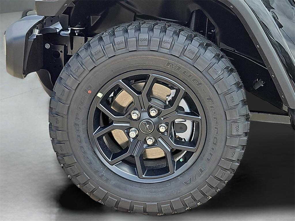 new 2025 Jeep Gladiator car, priced at $46,605