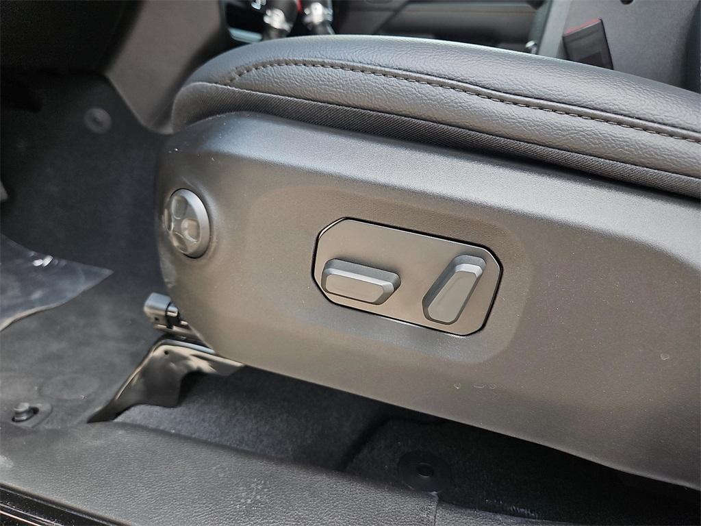 new 2025 Jeep Gladiator car, priced at $46,605