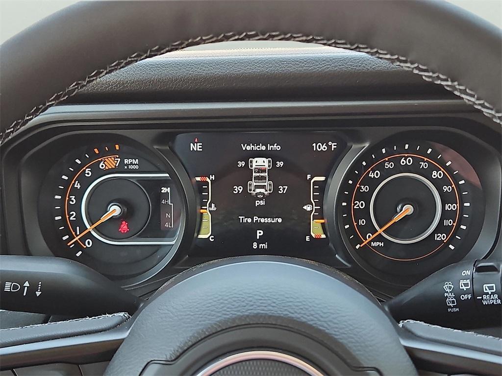 new 2025 Jeep Wrangler car, priced at $50,085