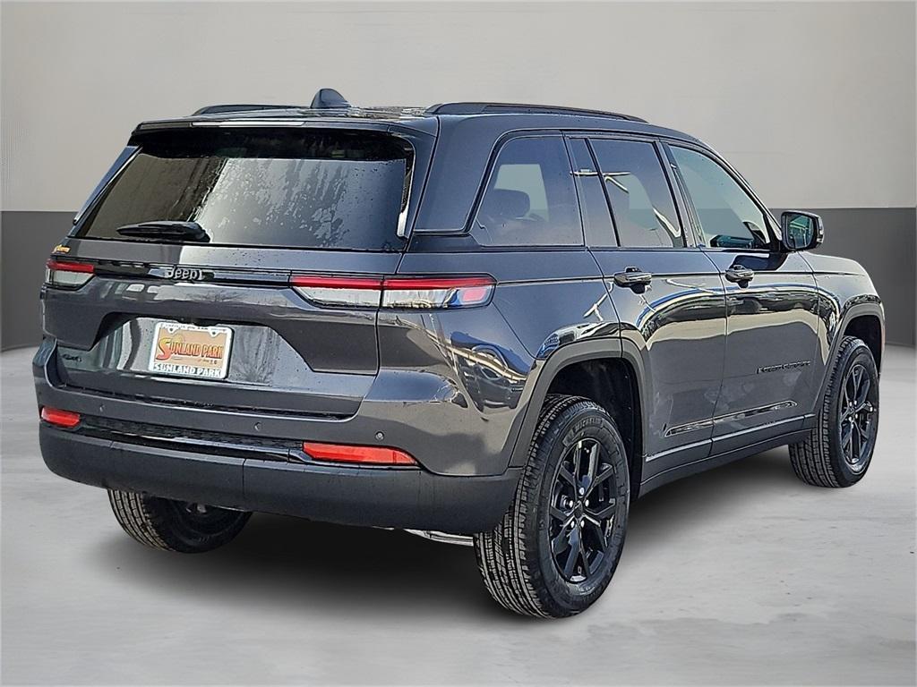 new 2025 Jeep Grand Cherokee car, priced at $46,030