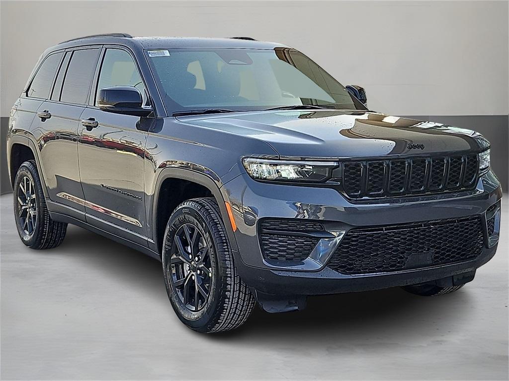 new 2025 Jeep Grand Cherokee car, priced at $46,030