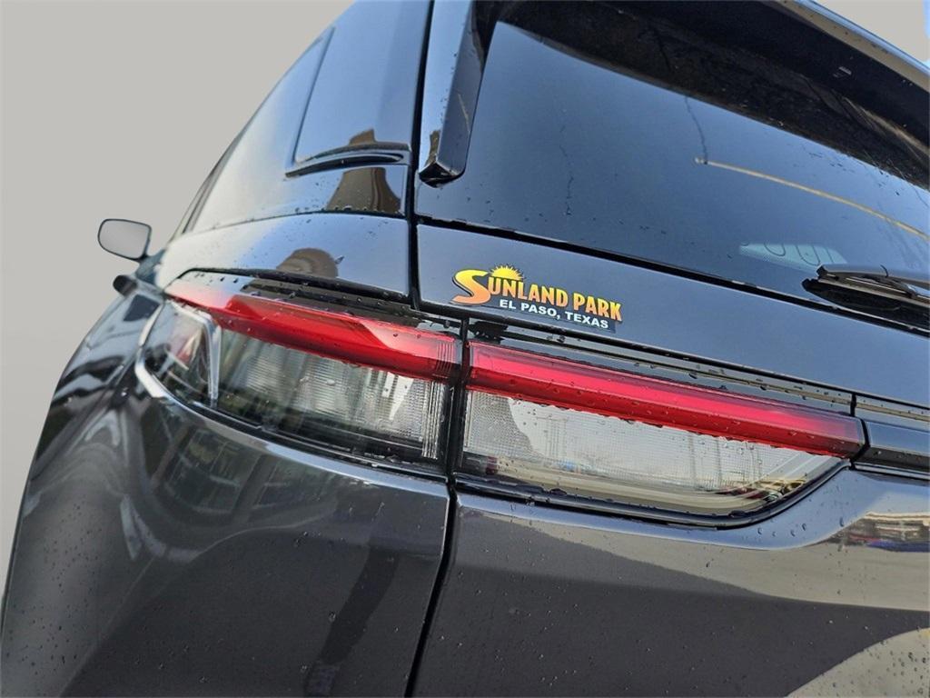 new 2025 Jeep Grand Cherokee car, priced at $46,530