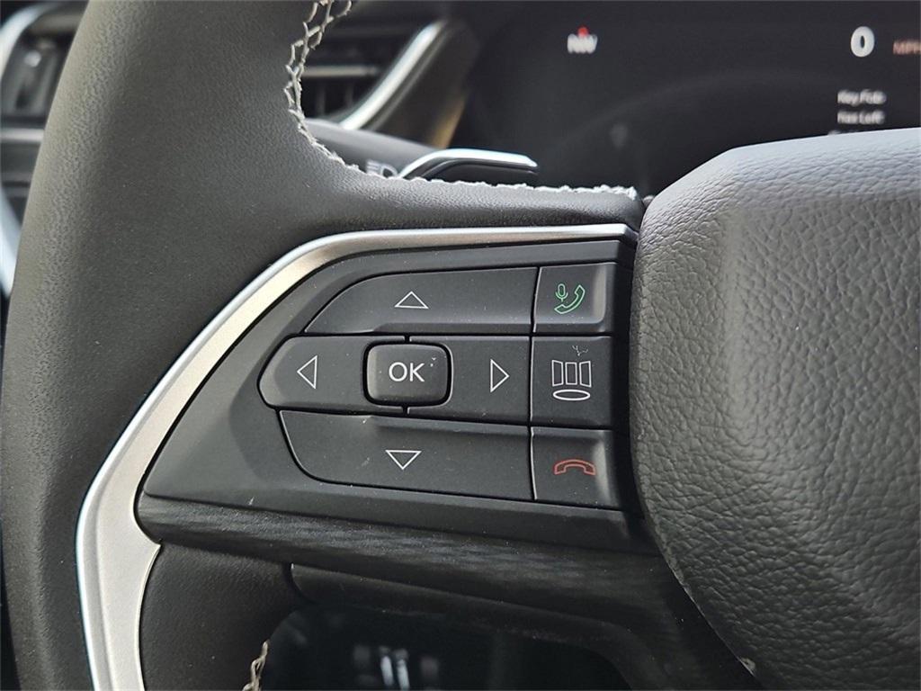 new 2025 Jeep Grand Cherokee car, priced at $46,530