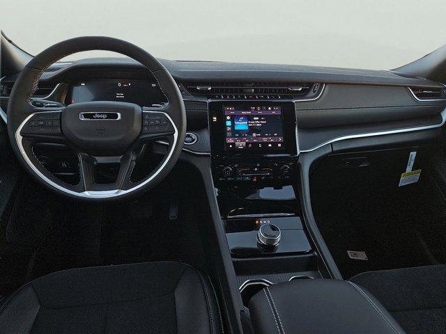 new 2025 Jeep Grand Cherokee car, priced at $41,980