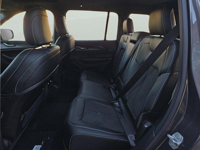 new 2025 Jeep Grand Cherokee car, priced at $41,980