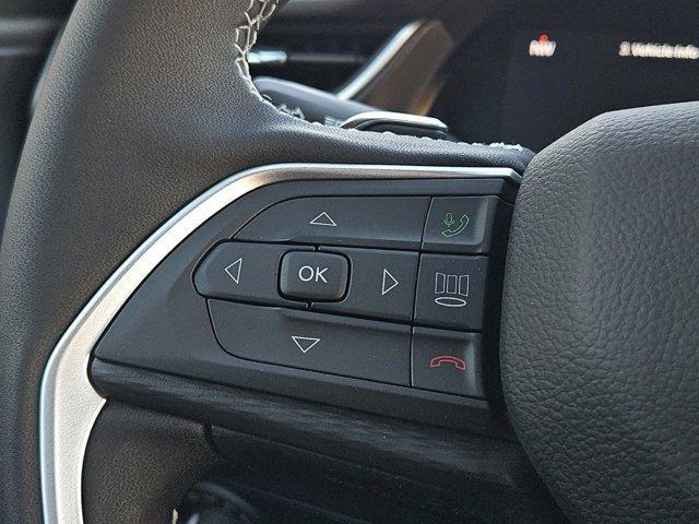 new 2025 Jeep Grand Cherokee car, priced at $41,980