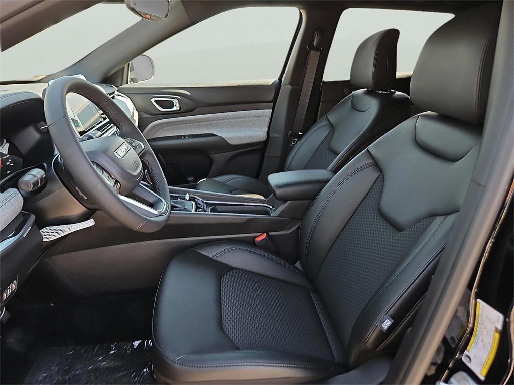 new 2025 Jeep Compass car, priced at $29,260