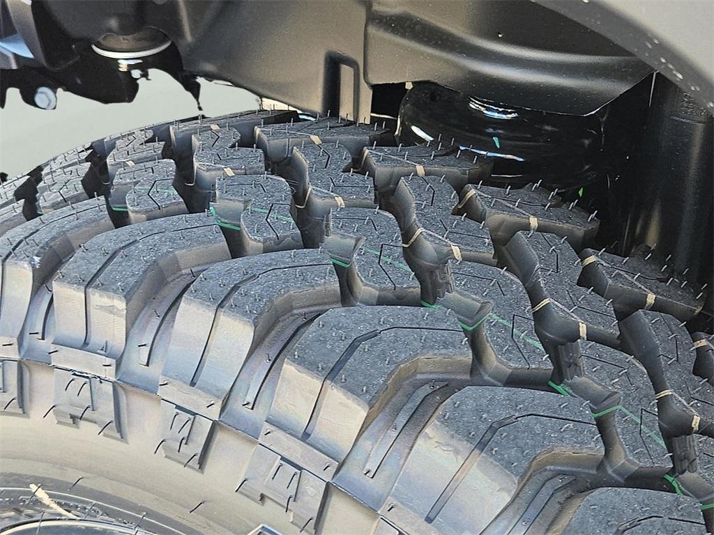 new 2025 Jeep Wrangler car, priced at $43,980