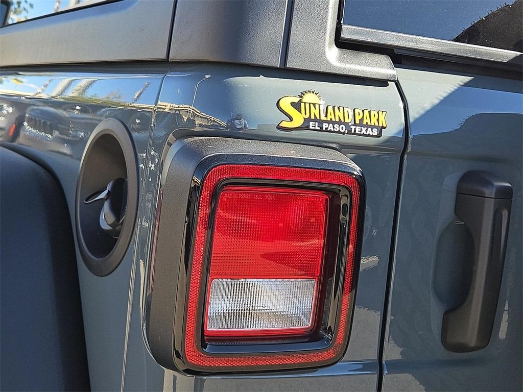 new 2025 Jeep Wrangler car, priced at $43,980