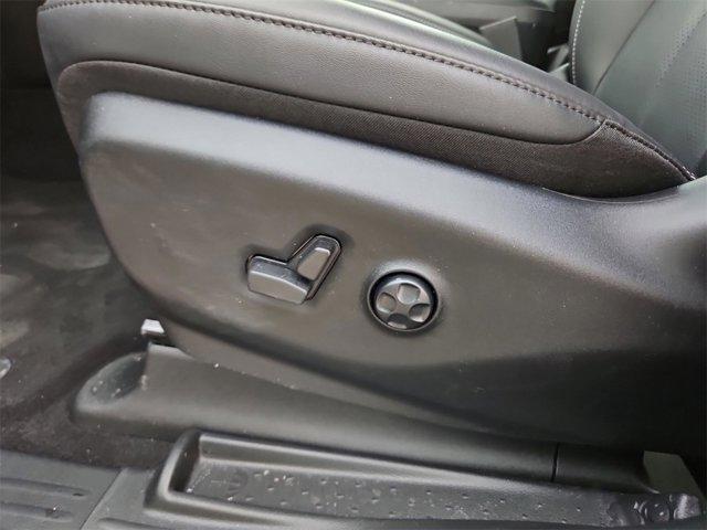 new 2025 Chrysler Voyager car