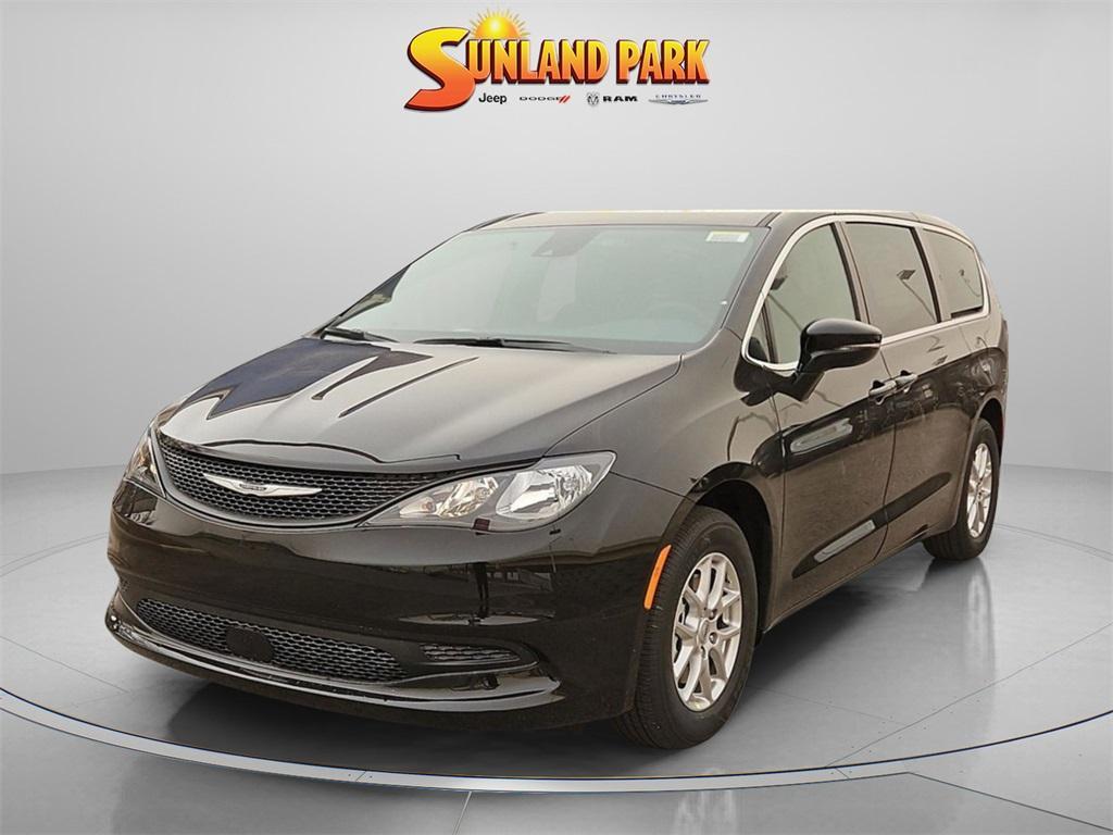new 2025 Chrysler Voyager car