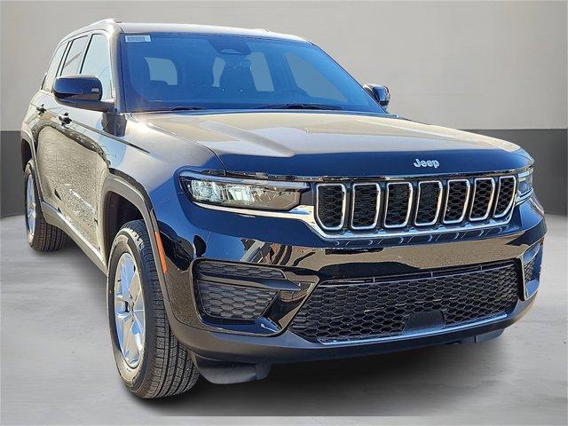 new 2025 Jeep Grand Cherokee car, priced at $40,965