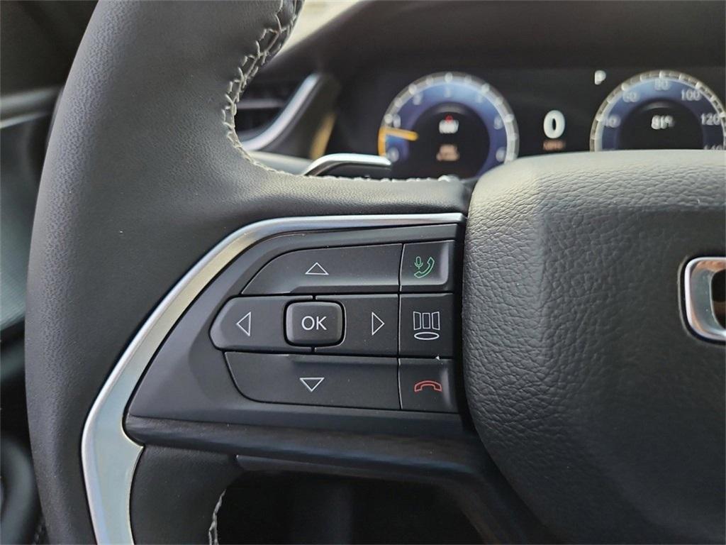 new 2025 Jeep Grand Cherokee L car, priced at $43,872
