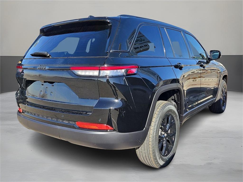 new 2025 Jeep Grand Cherokee car, priced at $40,530