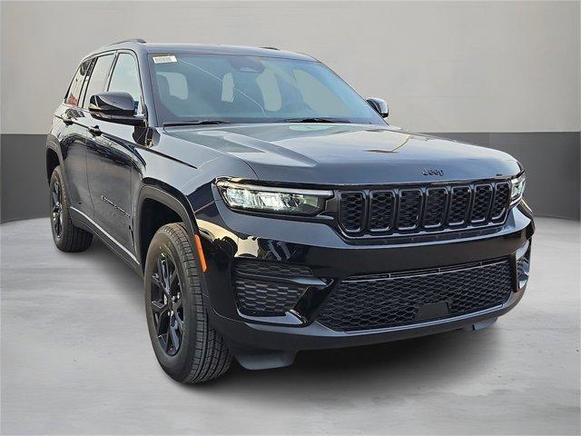 new 2025 Jeep Grand Cherokee car, priced at $43,525