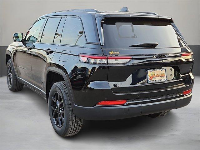 new 2025 Jeep Grand Cherokee car, priced at $43,525