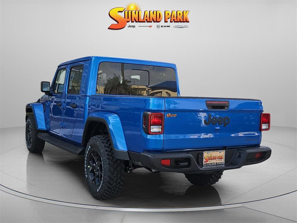 new 2025 Jeep Gladiator car, priced at $46,605