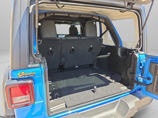 new 2025 Jeep Wrangler car, priced at $45,304
