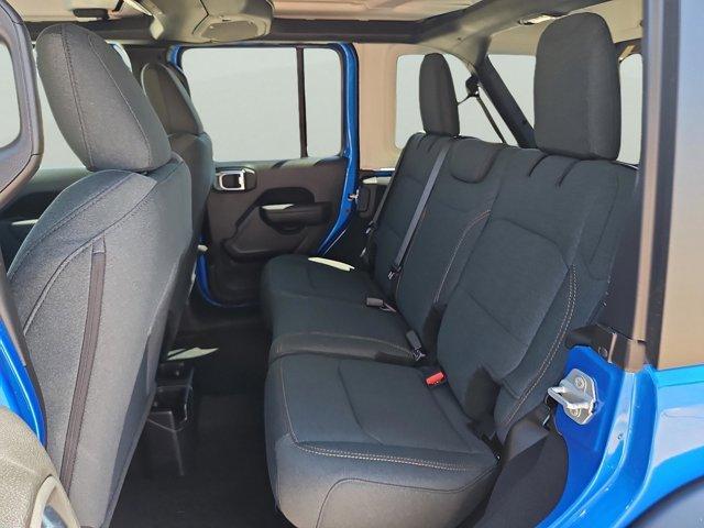 new 2025 Jeep Wrangler car, priced at $45,304
